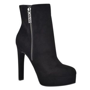 GUESS Dejah Size Logo Zip Platform Bootie